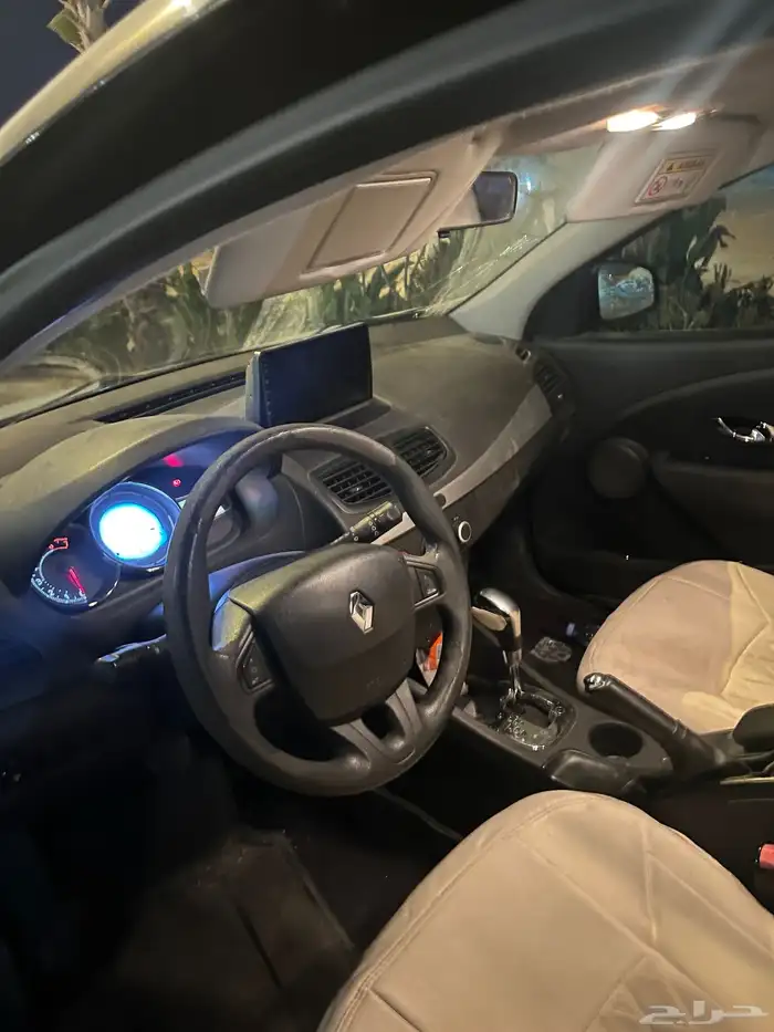 رينو ميجان 2015 8