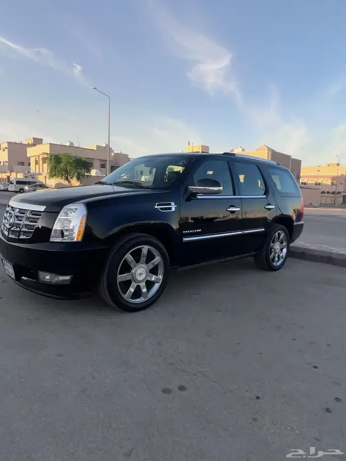 اسكاليد مديل 2012 ماشي 570 11