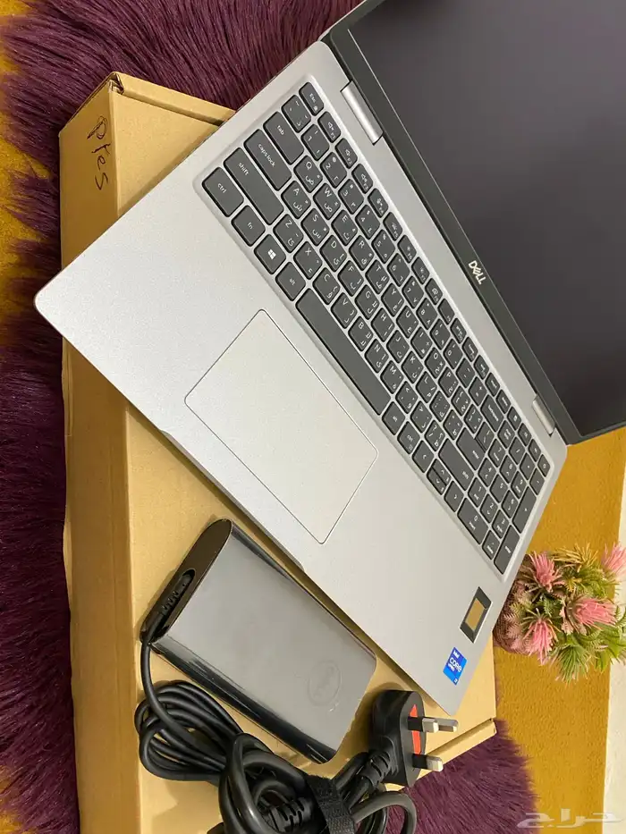 لابتوب Dell precision 3560 شاشه لمس كور i7 رام 32 جيجا 20