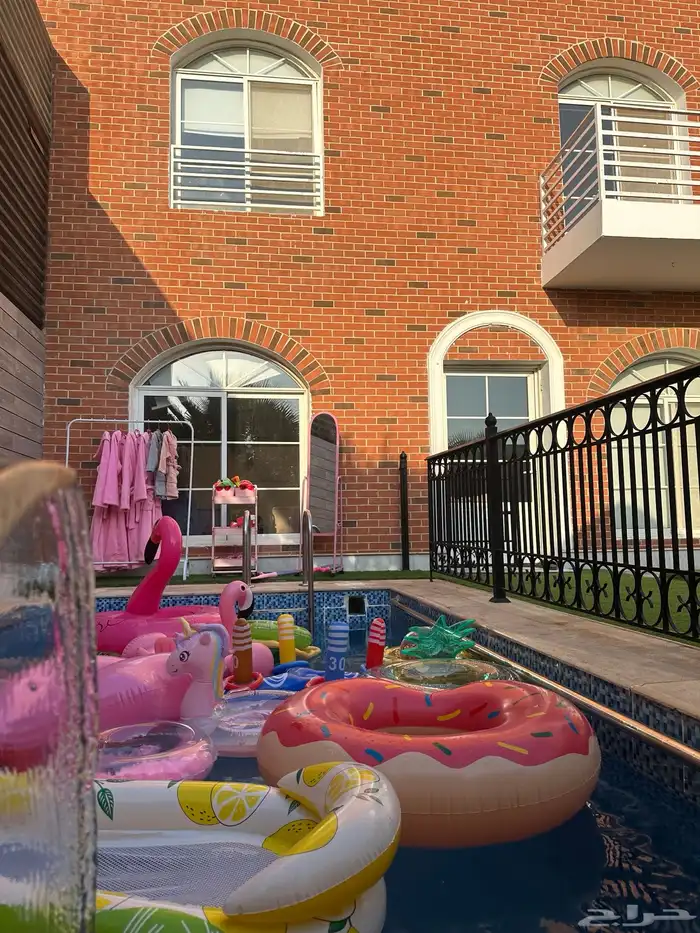 شاليه واستراحه في جده 0