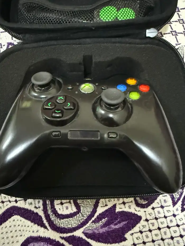 يد العاب احترافية من رازر Razer للكمبيوتر 1