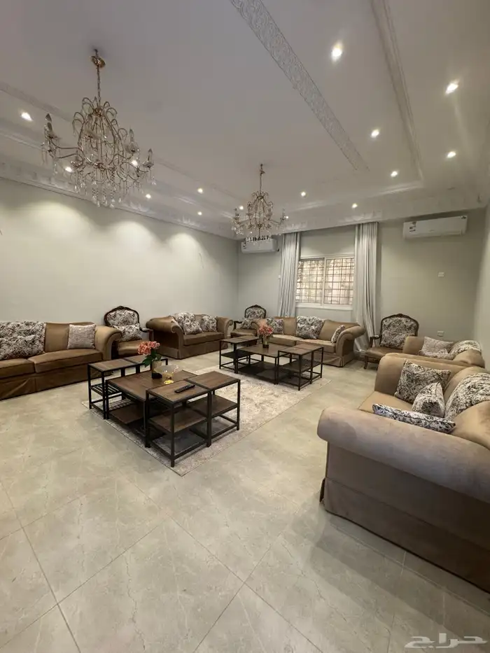 استراحة لاقينا هوم اشجار وزرع ومسبح كبير 14