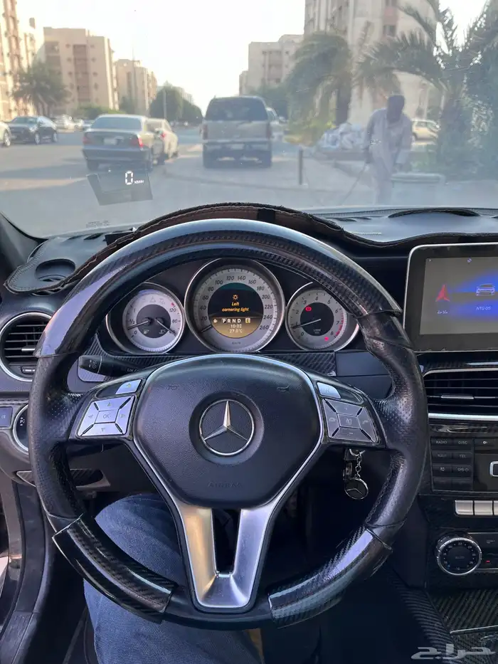 مرسيدس C 200 تيربو موديل 2012 3