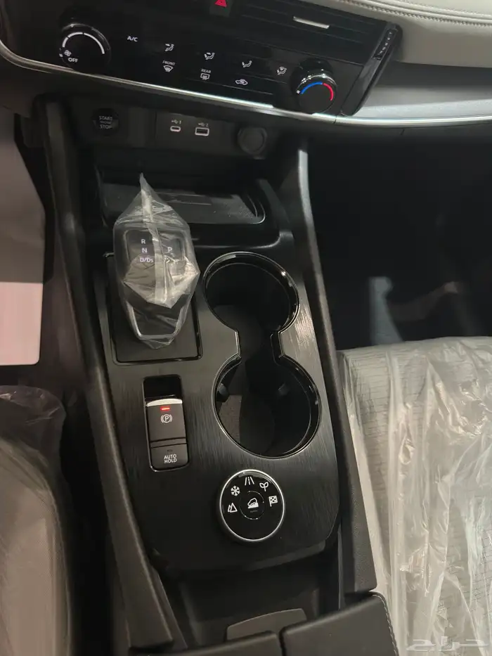 نيسان اكستريل 7 راكب استندر دبل 2026 ابيض رصاصي 16