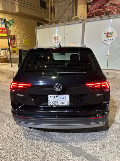 فولكس فاجن تيجوان نظيف 2019 للبيع index