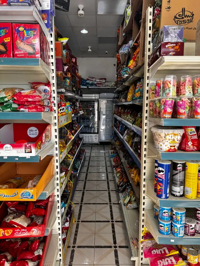 تموينات بقاله للبيع 4