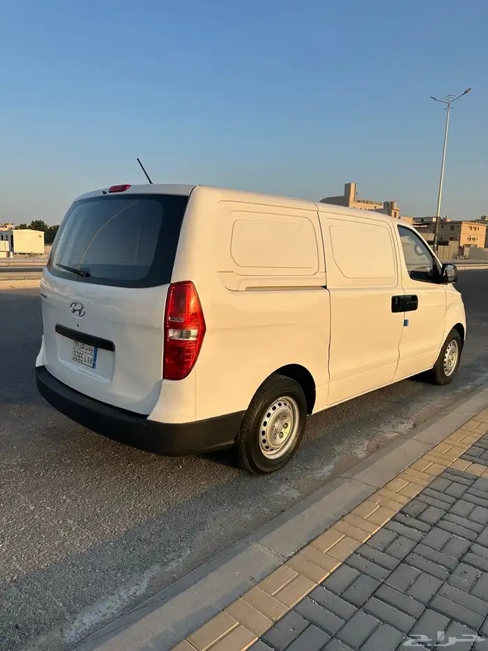 هونداي H1 بضاعه 2021 ممشى قليل 2