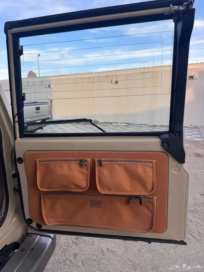 جيب ربع ( نظيف ) 72