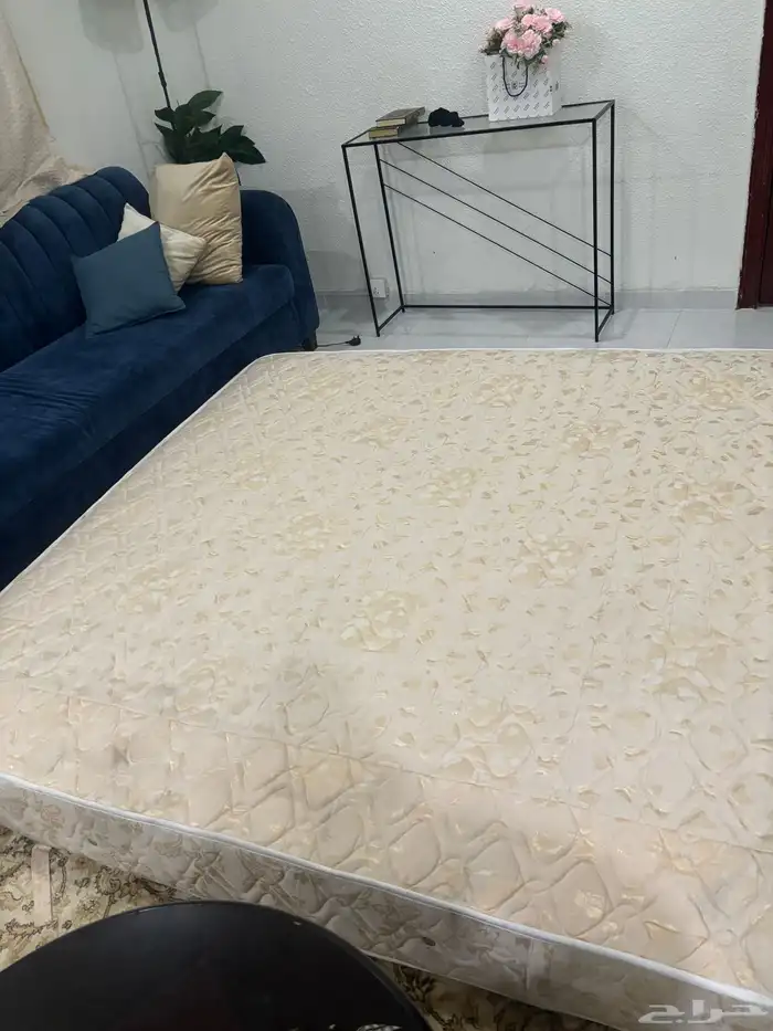 مرتبه للبيع نضيفة 1