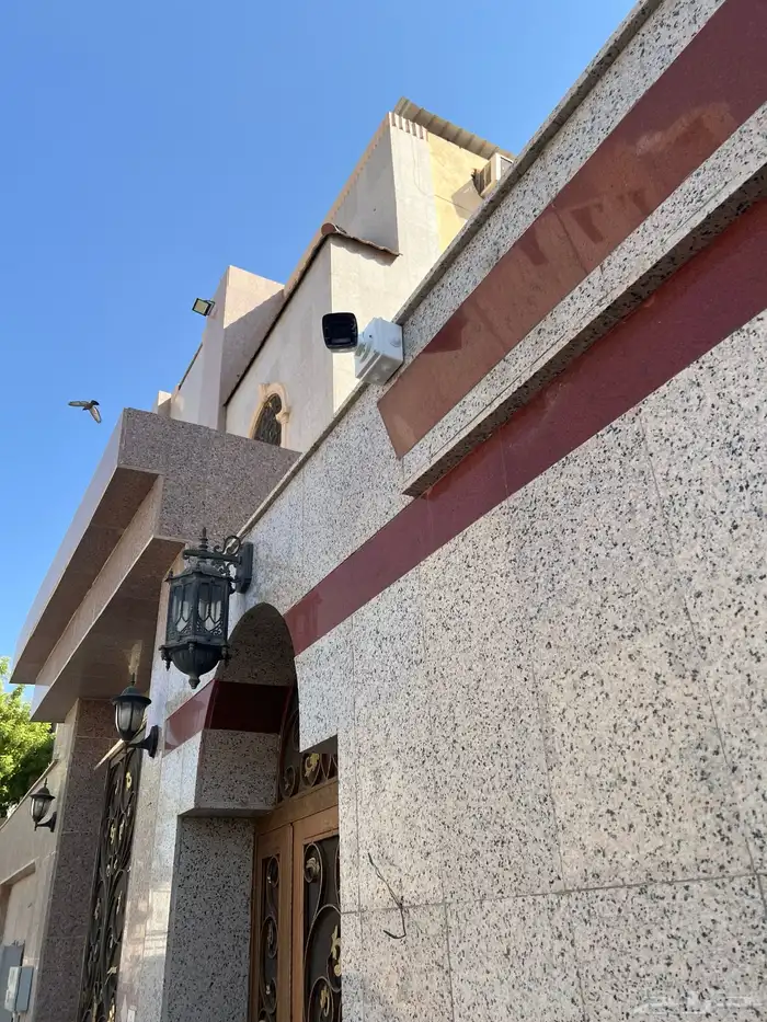 كاميرا مراقبه 2