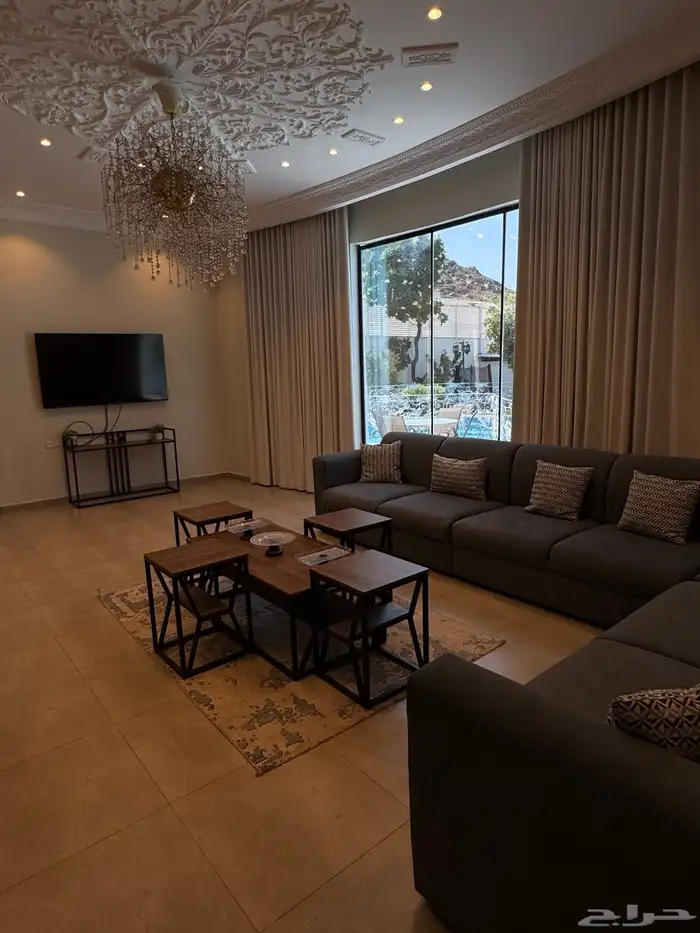 استراحة لاقينا هوم اشجار وزرع ومسبح كبير 27