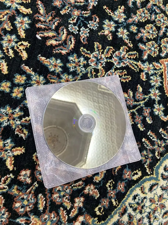 شريط قراند 4 نظيف وخالي من الخموش 1