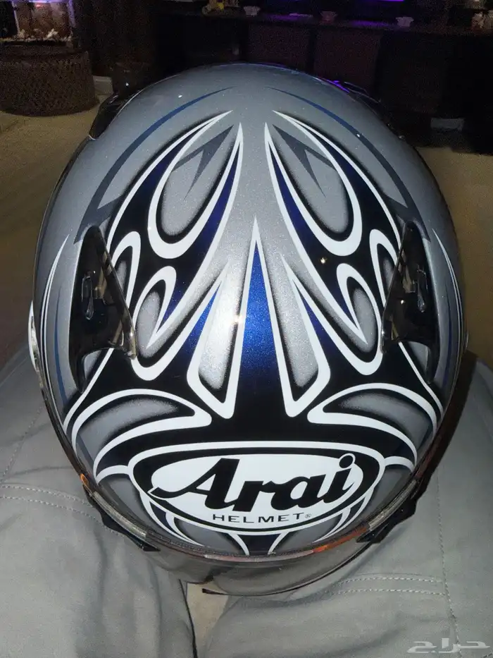 خوذة دباب arai 4