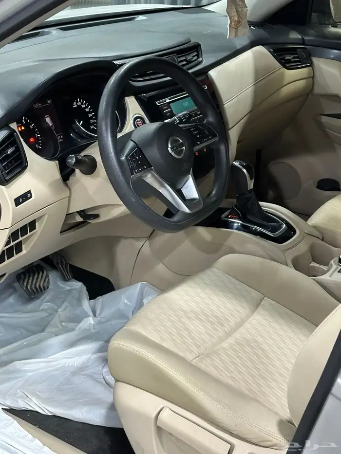 اكس تريل 2020 نص فل دبل 7 مقاعد معرض(عبيد الرشيدي) 16