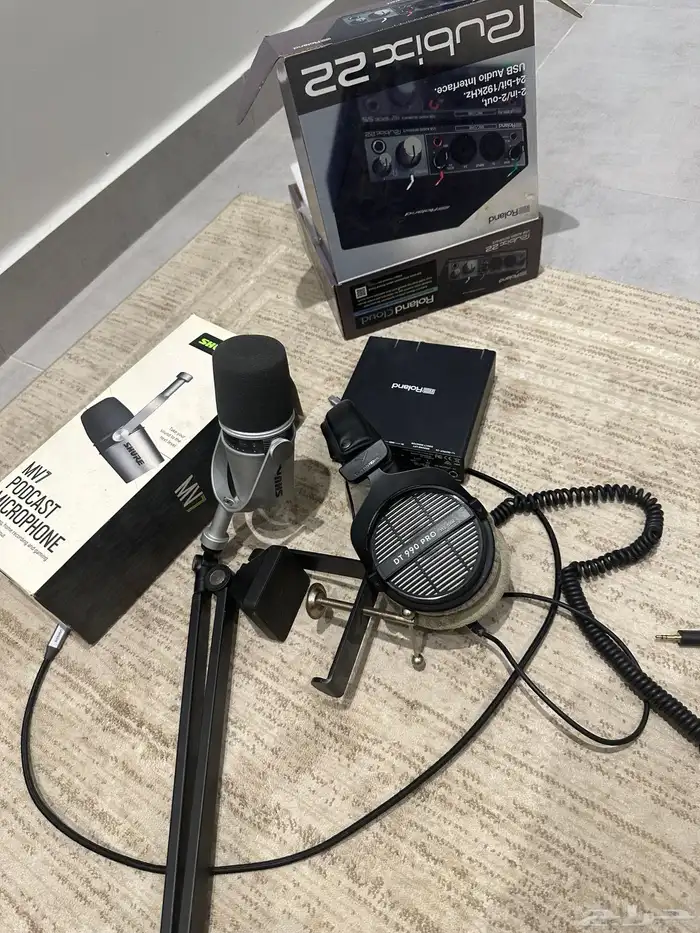 سماعات دي تي برو ومايك شور وكرت صوت احترافيه للقيمنق 0