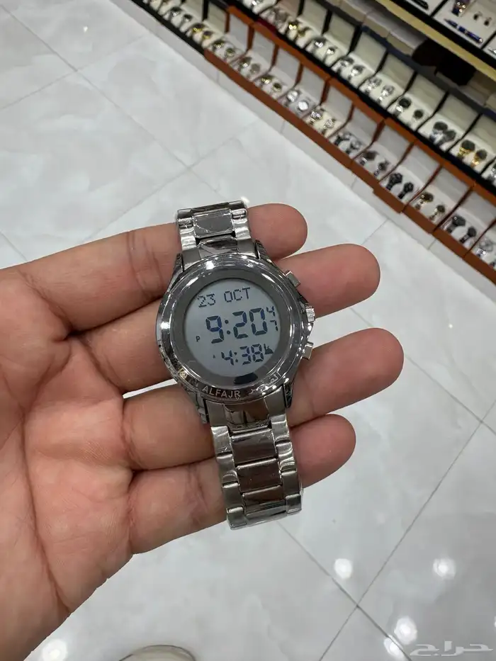 ساعة الفجر رجالي من الأكثر الموديلات مبيعا متبقي 3 قطع 3