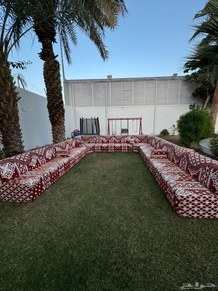 استراحة لاقينا هوم اشجار وزرع ومسبح كبير 2