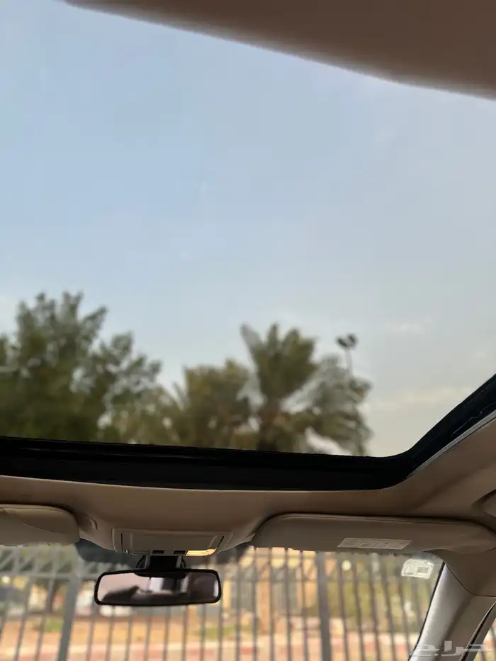 لينكون MKT موديل 2013 فل كامل 32