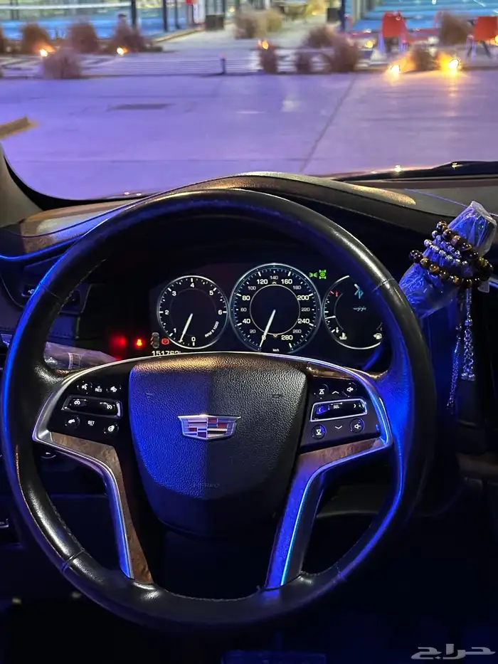 كاديلاك اسكاليدا 48