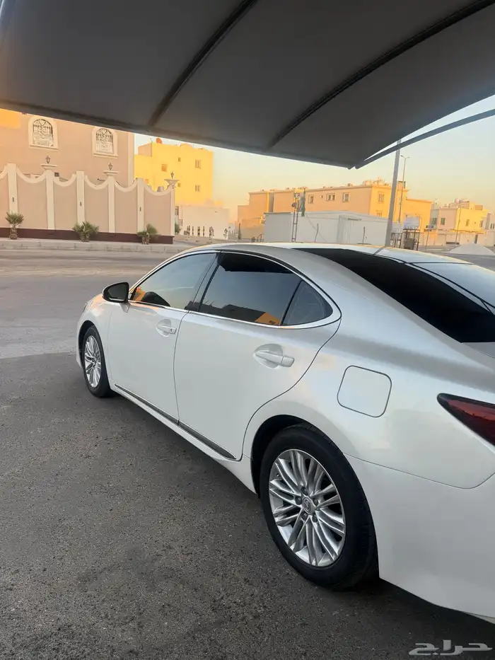 لكزس موديل 2017 8