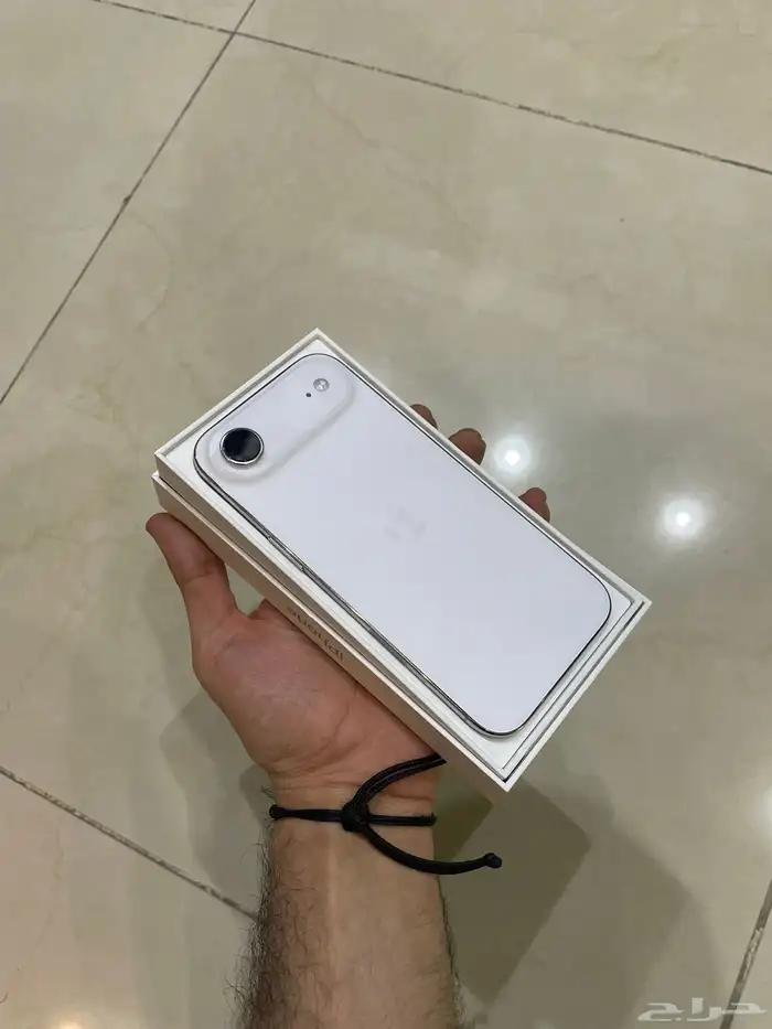 ايفون 17 اير 256 ابيض آخو الجديد 3