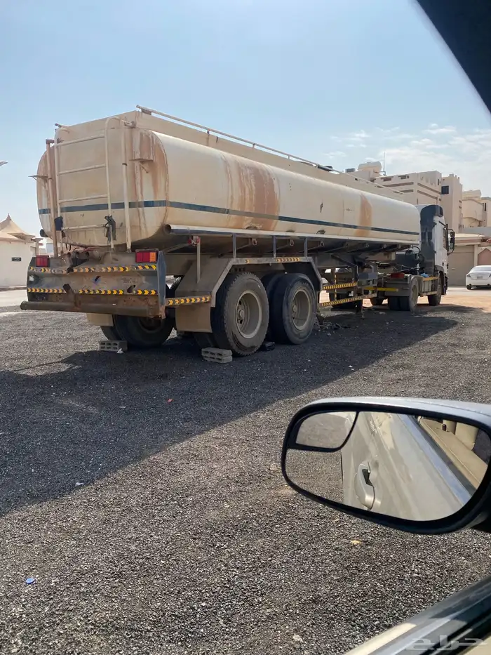 تريلات توانك ماء للايجار مع السواقين للمشاريع والشركات 1