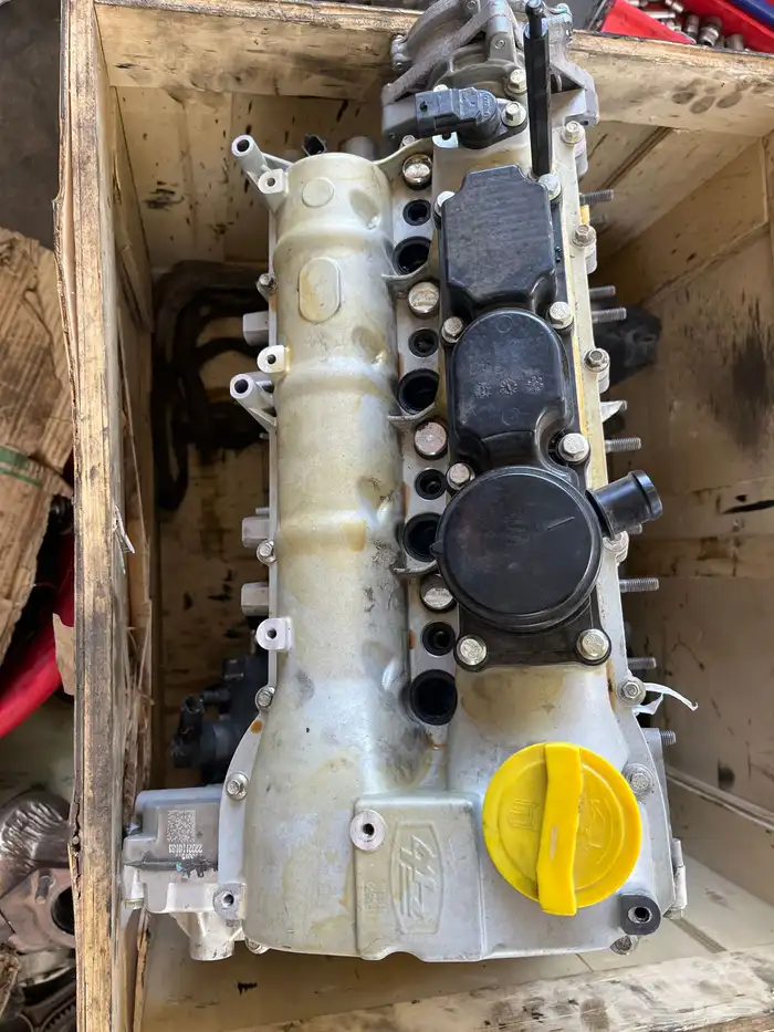 يوجد قطع غيار حضاره ديزل شانجان هنتر 4