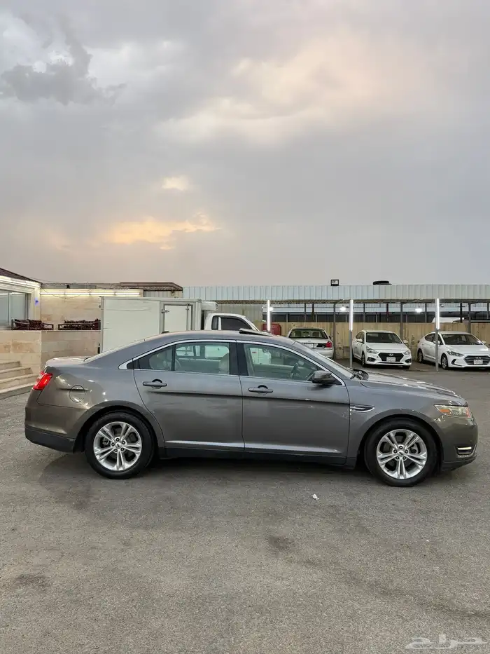 للبيع فورد توروس 2013 نص فل سعودي 7