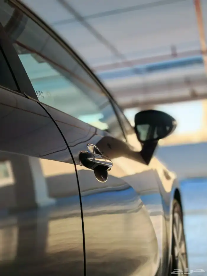 ريو هاتشباك نص فل مخزن 8