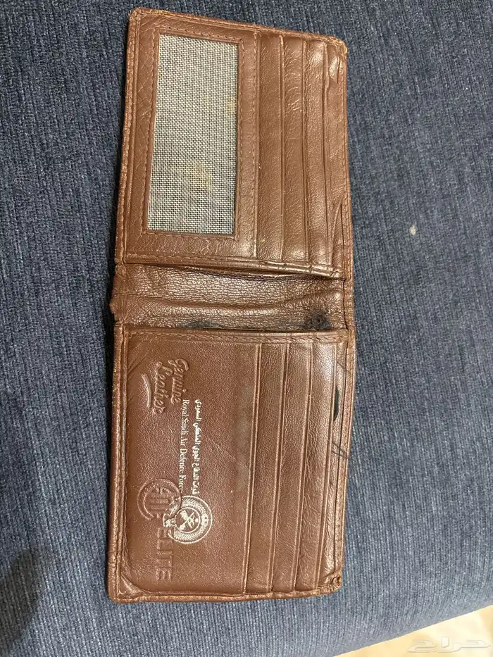 محفظة رجاليه الدفاع الجوي الملكي النادره 0