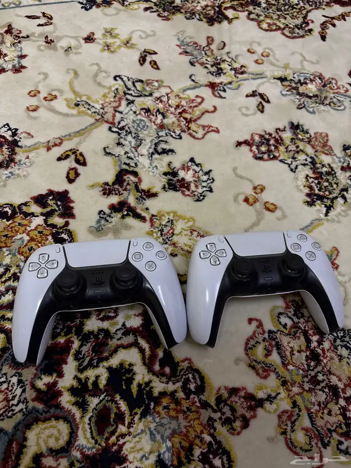 يدات بلاستيشن 5 1