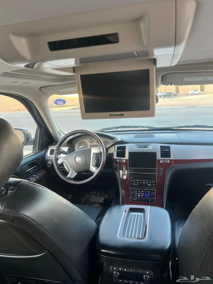 اسكاليد مديل 2012 ماشي 570 21