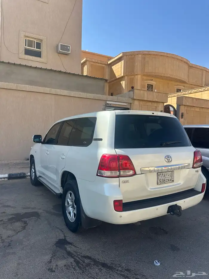 جيب لاندكروزر 3