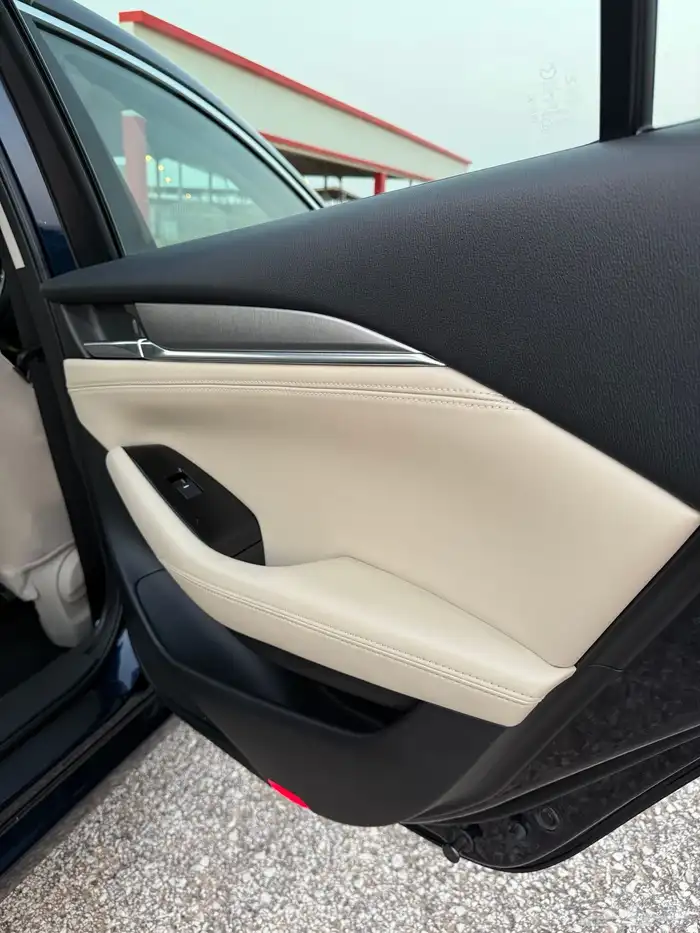 مازدا6 - 2023 لون كحلي 17