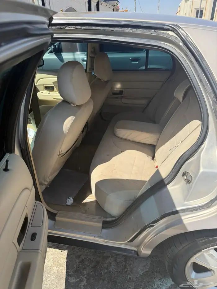 فوردفيكتوريا 2007 لبيع او البدل بحوض 5