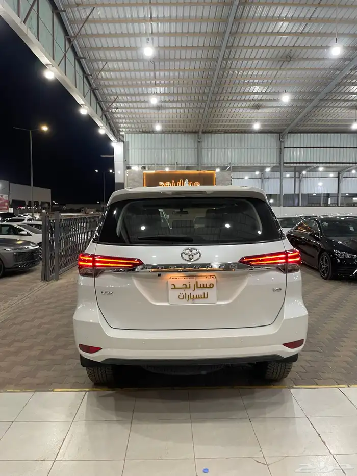 فورتشنر موديل 2023 (6سلندر) 7