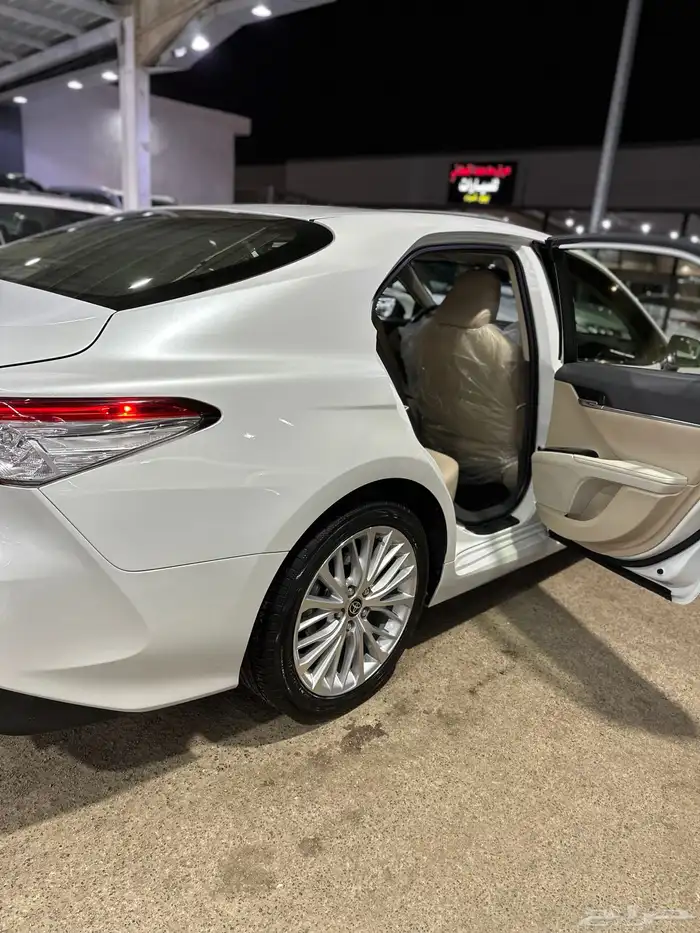 تويوتا كامري 2020 قراندي فل وكالة بدي ومحركات مشروط 27