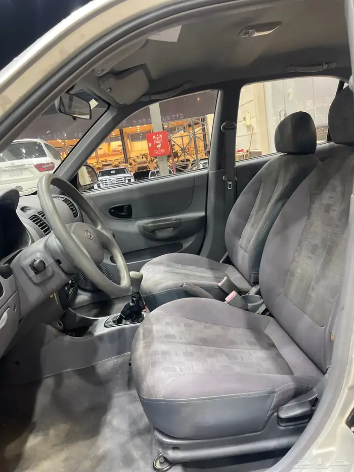 اكسنت موديل 2005 قير عادي مخزن 7