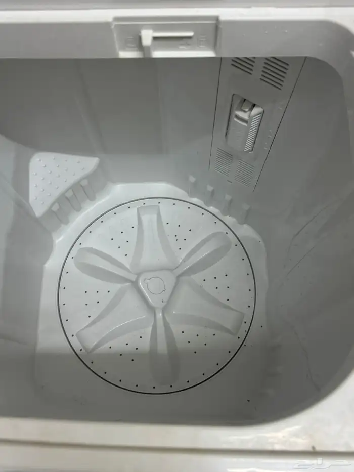 غسالة LGكبيره وقويه   وغسالة هاس   وثلاجه هاس صغيره جدا نظي 4