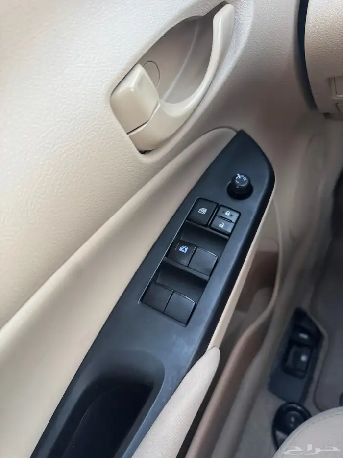 تويوتا يارس 2020 10