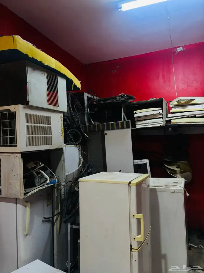 للبيع محل تبريد مع سيارة كرسيدا Ac shop forsale 7