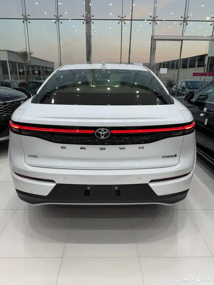 تويوتا كراون ماجستا 2023 جديد سعودي اصفار 10