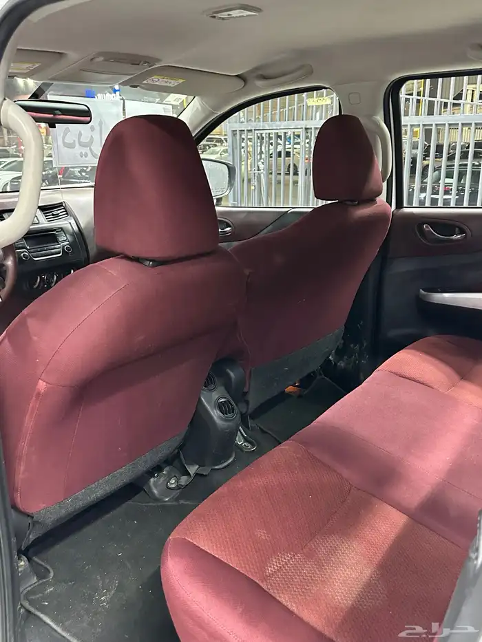 نافارا ديزل 2018 فل كامل دبل لدى معرض(عبيد الرشيدي) 19