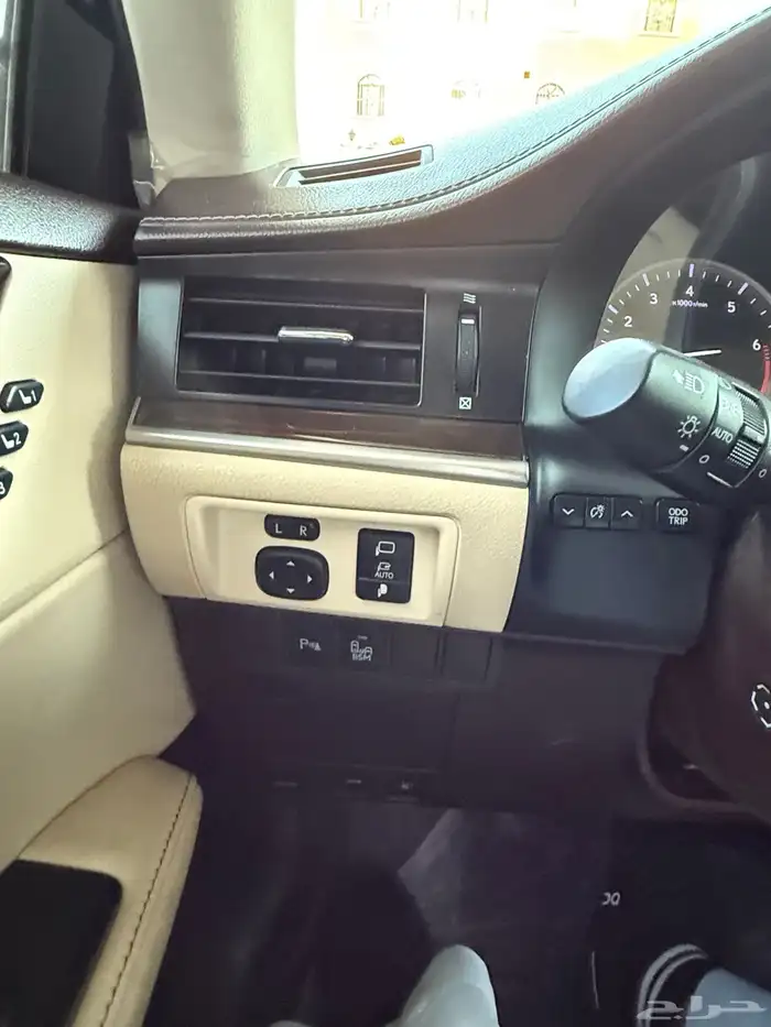 لكزس موديل 2017 53