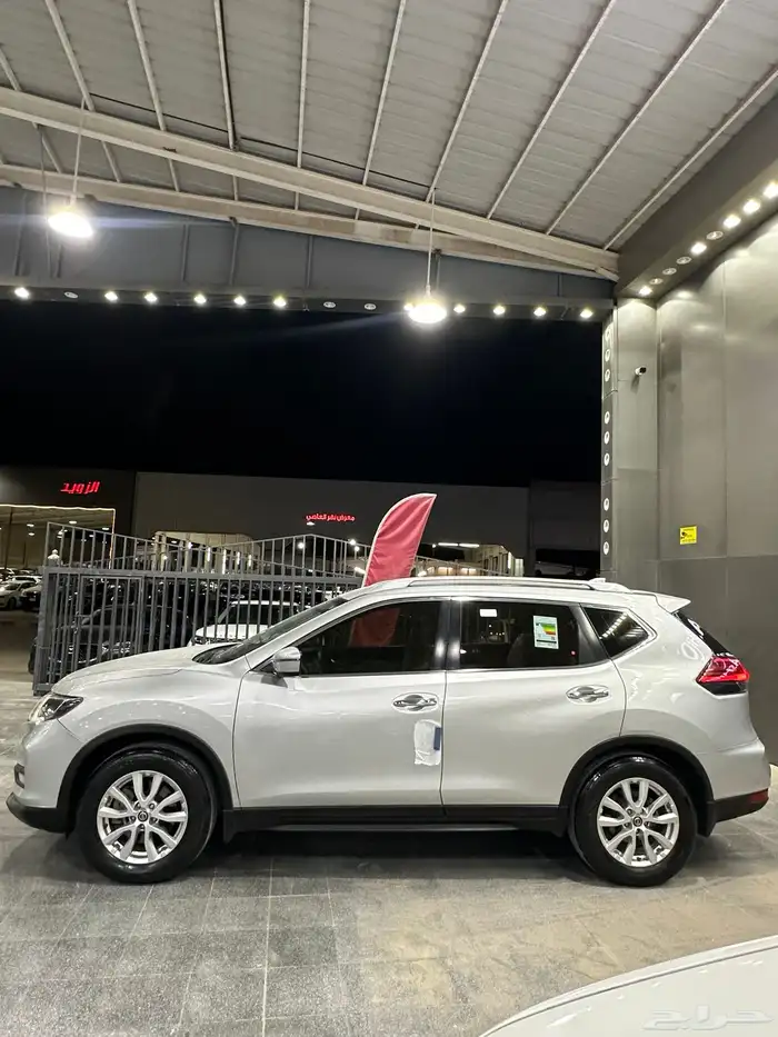 اكس تريل 2020 نص فل دبل 7 مقاعد معرض(عبيد الرشيدي) 12