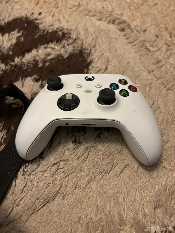 مسلم جنب مدرسة الإمام مسلم 1