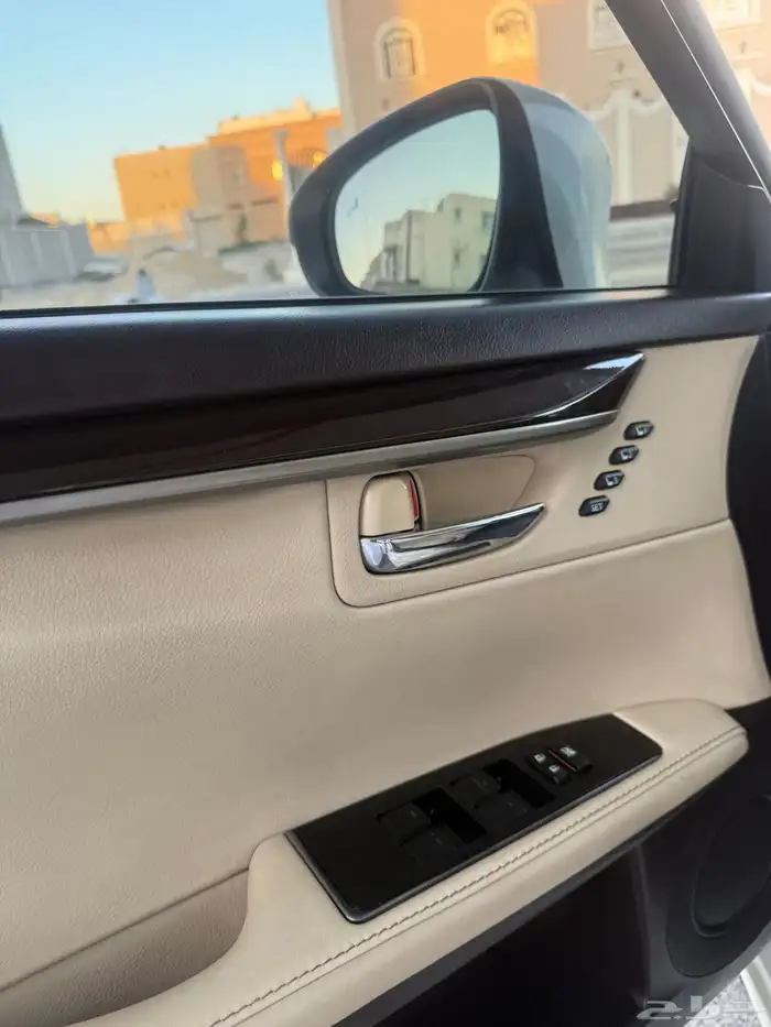 لكزس موديل 2017 45