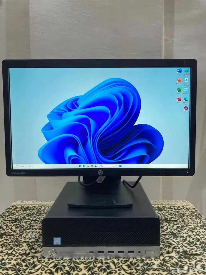 كمبيوتر مكتبي HP EliteDesk 800 G2 SFF 1