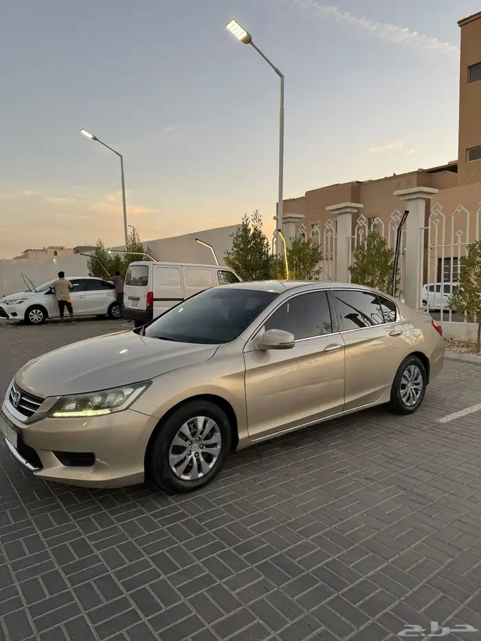 هوندا اكورد 2013 8