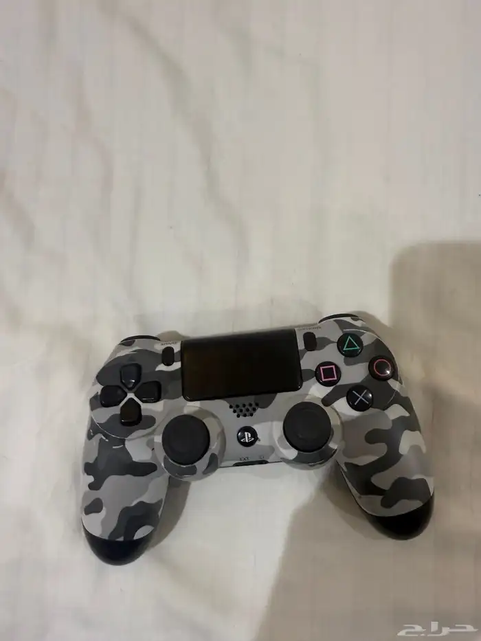 يدة سوني 4 اصليه مستعمله نظيفه قيرها ممتاز وسلس 0